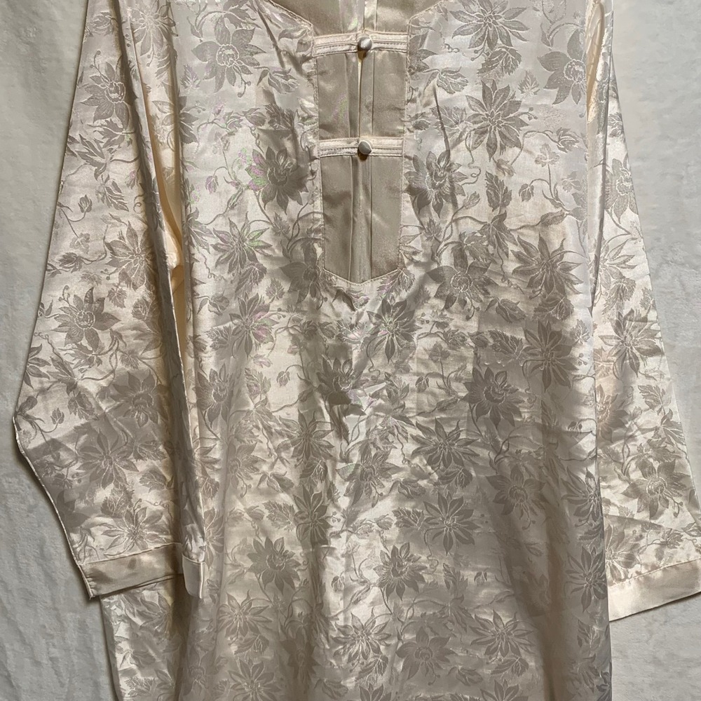 Erika Taylor Intimates Ivory Floral Cream Jacquard Satin Nightgown Plus Size 3X - Picture 3 of 9
